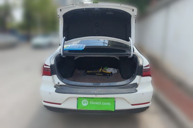 Used BYD Qin New Energy 2021 Travel Edition Trunk