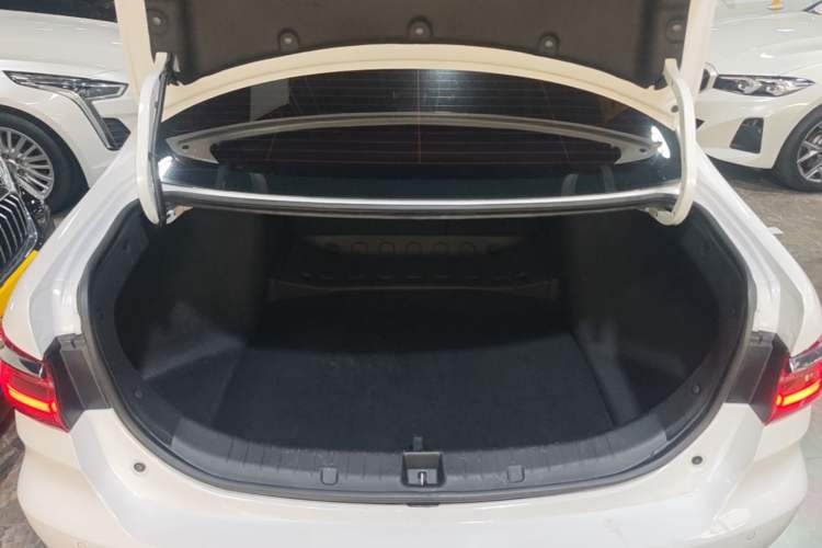 Used BYD Qin New Energy 2021 Travel Edition Trunk