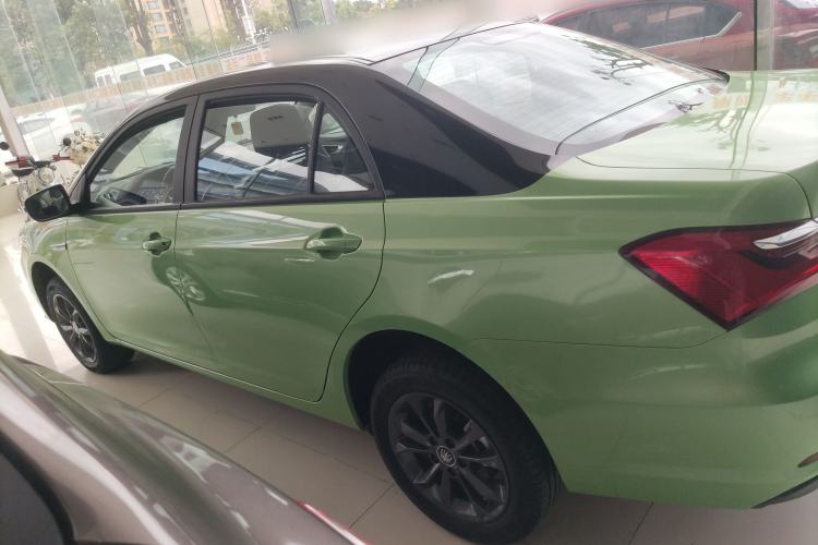 Used BYD Qin New Energy 2024 Standard Edition 450 Exterior 3