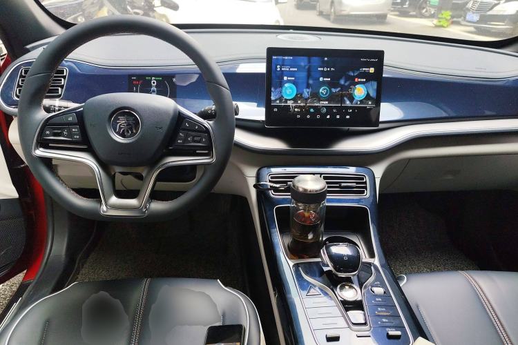 Used BYD Qin PLUS 2021 EV 500KM Luxury Model Center Console
