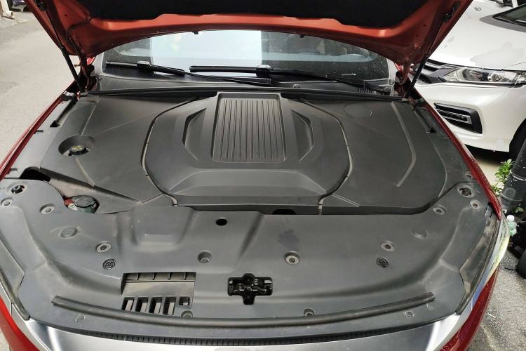 Used BYD Qin PLUS 2021 EV 500KM Luxury Model Engine Bay