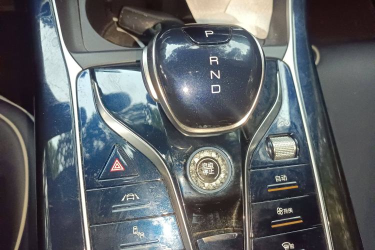 Used BYD Qin PLUS 2021 EV 600KM Flagship Model Gear Lever