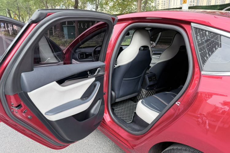 Used BYD Qin PLUS 2021 DM-i 55KM Flagship Model Interior 2