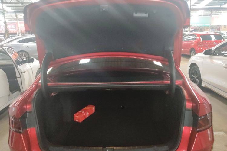 Used BYD Qin PLUS 2021 EV 600KM Flagship Model Trunk