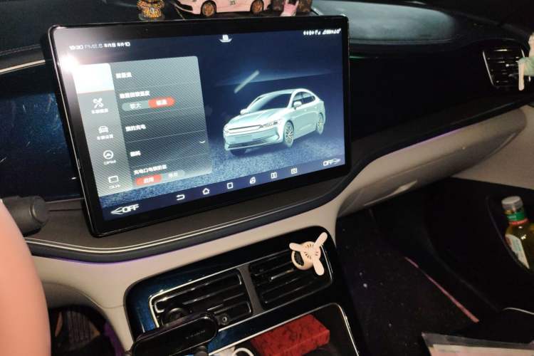 Used BYD Qin PLUS 2021 EV 500KM Luxury Model Audio And AC Panel