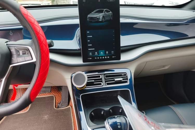 Used BYD Qin PLUS 2021 DM-i 55KM Flagship Model Audio And AC Panel