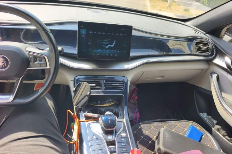 Used BYD Qin PLUS 2021 DM-i 55KM Flagship Model Audio And AC Panel