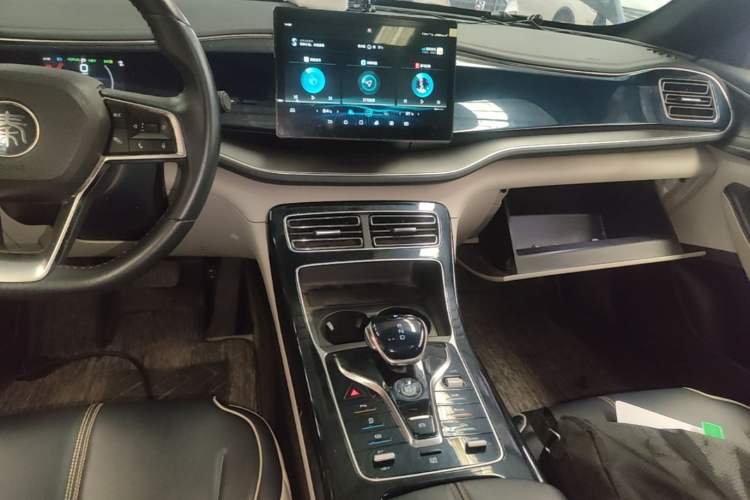 Used BYD Qin PLUS 2021 DM-i 55KM Flagship Model Audio And AC Panel