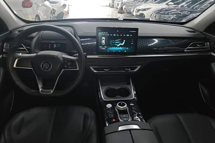 Used BYD Qin PLUS 2021 EV 420KM Commuter Edition Center Console