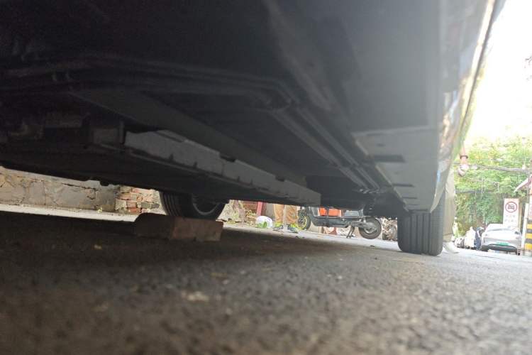 Used BYD Qin PLUS 2021 DM-i 55KM Flagship Model Chassis Front Left