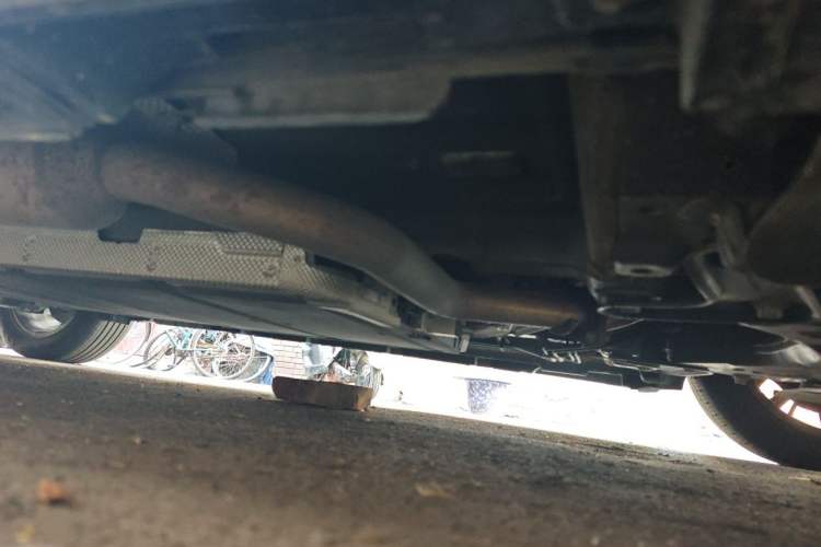 Used BYD Qin PLUS 2021 DM-i 55KM Flagship Model Chassis Front Right