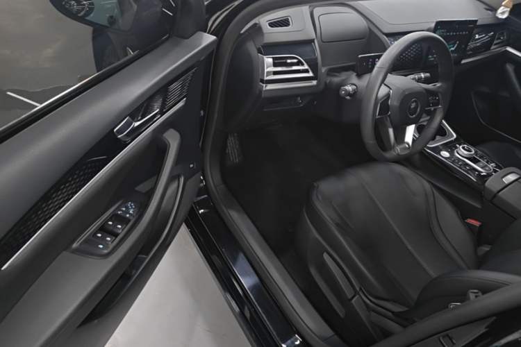 Used BYD Qin PLUS 2021 EV 420KM Commuter Edition Driver Seat