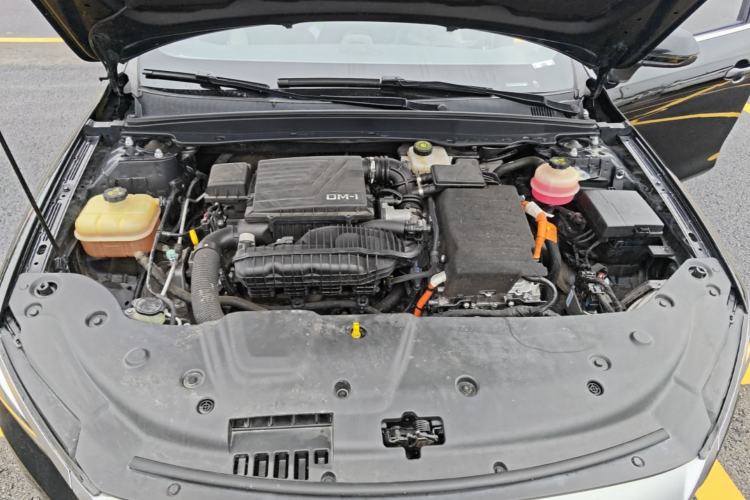 Used BYD Qin PLUS 2021 DM-i 55KM Flagship Model Engine Bay