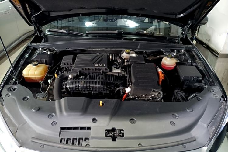Used BYD Qin PLUS 2021 DM-i 55KM Flagship Model Engine Bay