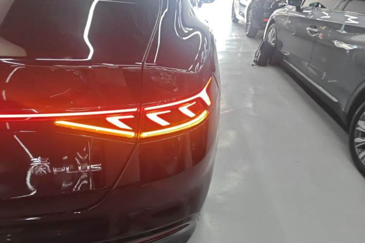 Used BYD Qin PLUS 2021 EV 420KM Commuter Edition Exterior 3