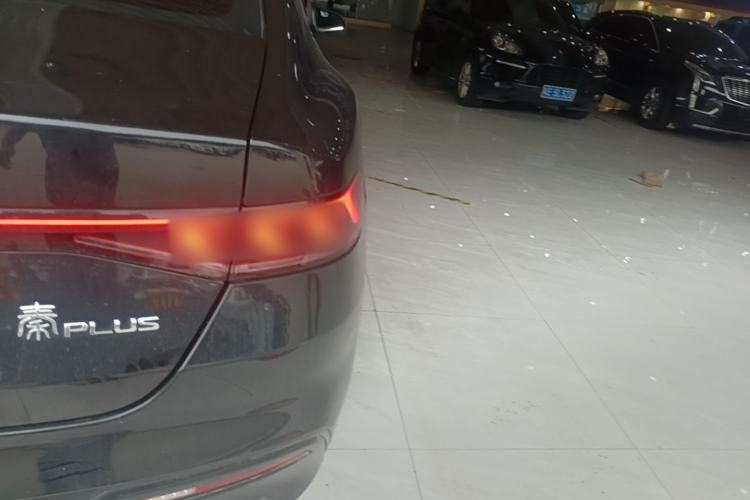 Used BYD Qin PLUS 2021 DM-i 120KM Flagship Model Exterior 3