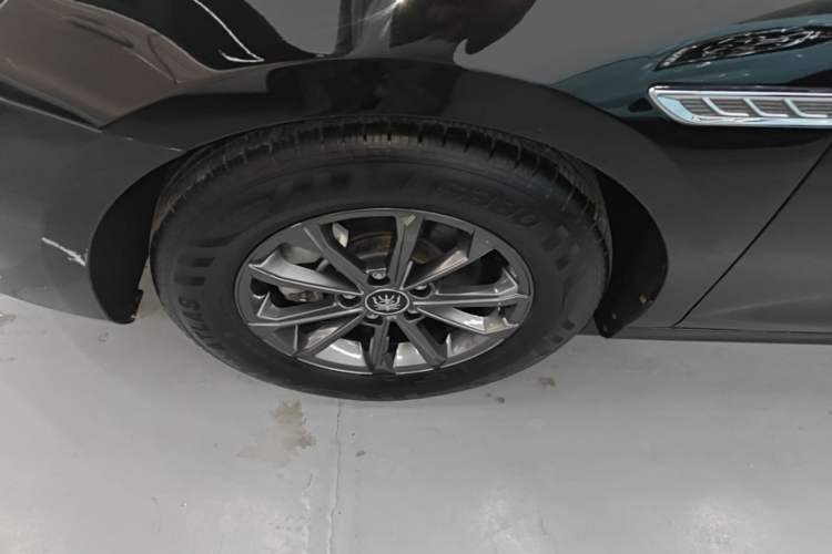 Used BYD Qin PLUS 2021 EV 420KM Commuter Edition Exterior 4
