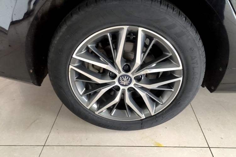 Used BYD Qin PLUS 2021 DM-i 55KM Flagship Model Exterior 5