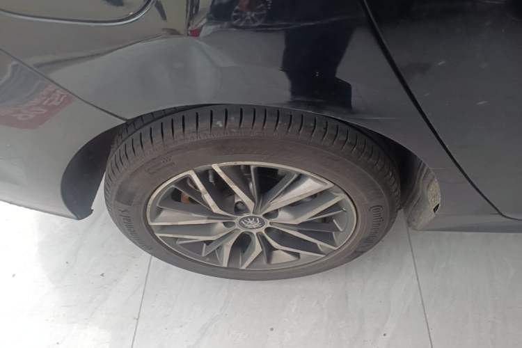 Used BYD Qin PLUS 2021 DM-i 120KM Flagship Model Exterior 5