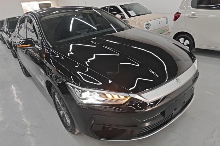 Used BYD Qin PLUS 2021 EV 420KM Commuter Edition Front Right 45 Deg