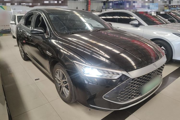 Used BYD Qin PLUS 2021 DM-i 55KM Flagship Model Front Right 45 Deg