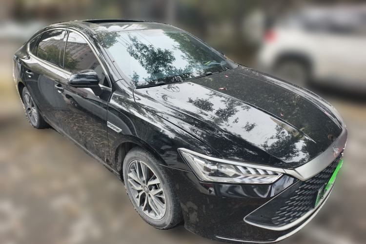 Used BYD Qin PLUS 2021 DM-i 55KM Flagship Model Front Right 45 Deg