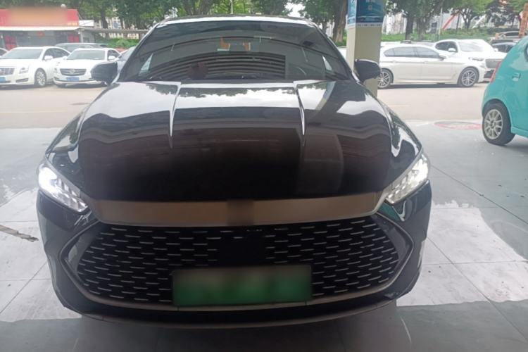 Used BYD Qin PLUS 2021 DM-i 120KM Flagship Model Front