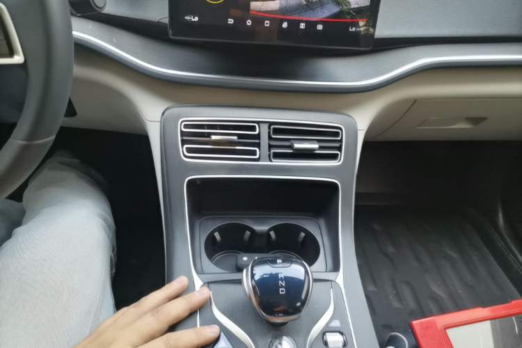 Used BYD Qin PLUS 2021 DM-i 55KM Flagship Model Gear Lever