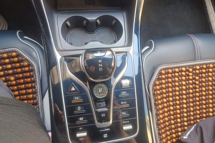 Used BYD Qin PLUS 2021 DM-i 55KM Flagship Model Gear Lever