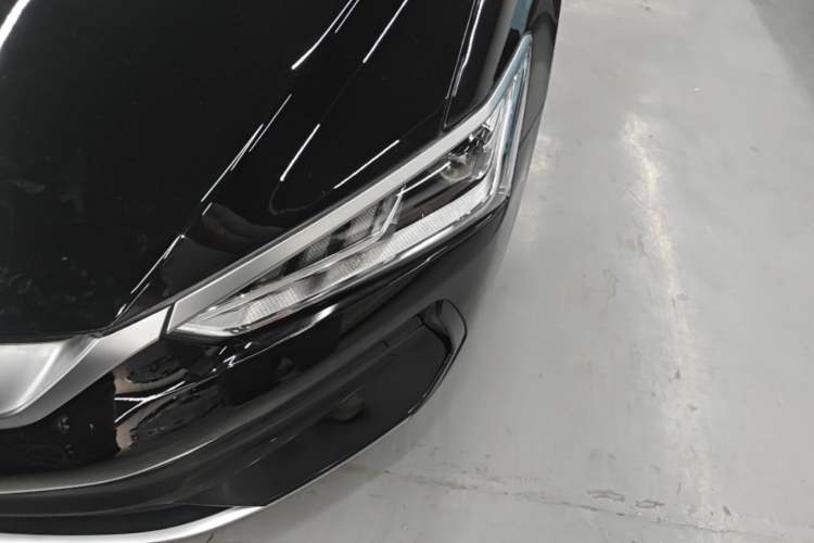 Used BYD Qin PLUS 2021 EV 420KM Commuter Edition Left Front Headlight