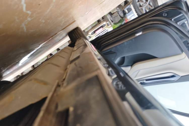 Used BYD Qin PLUS 2021 DM-i 55KM Flagship Model Left Side Sill