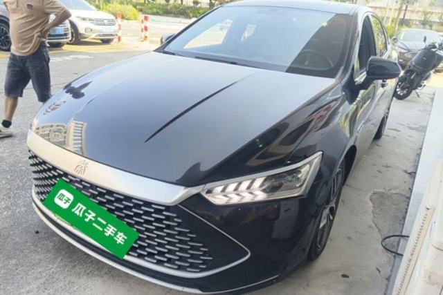 BYD Qin PLUS 2021 DM-i 55KM Flagship Model usado
