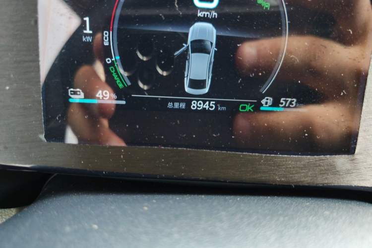 Used BYD Qin PLUS 2021 DM-i 120KM Flagship Model Odometer Close Up