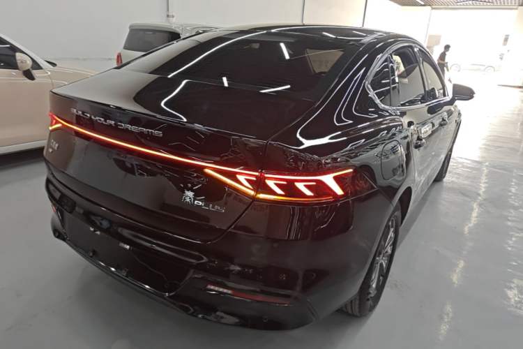 Used BYD Qin PLUS 2021 EV 420KM Commuter Edition Rear Right 45 Deg