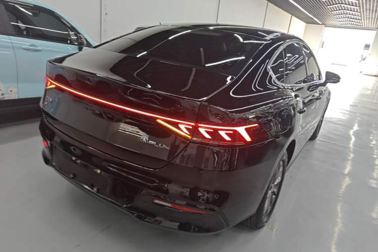 Used BYD Qin PLUS 2021 EV 420KM Commuter Edition Rear Right 45 Deg