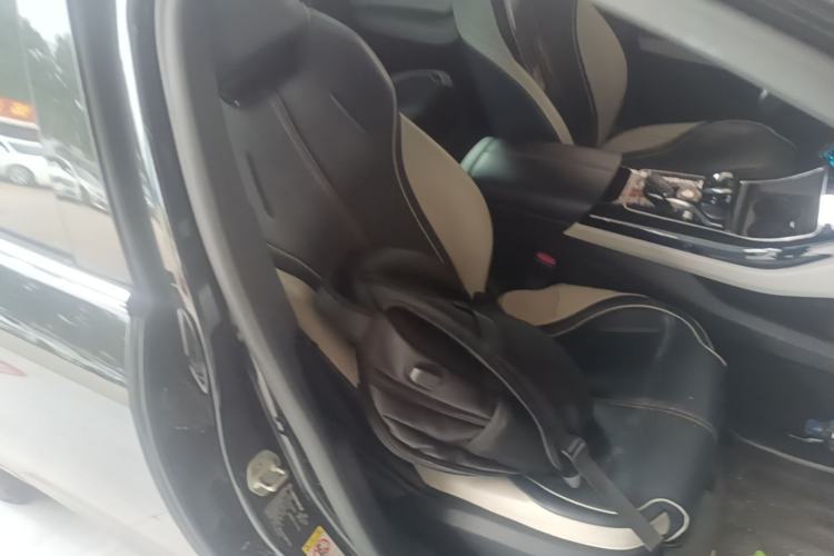 Used BYD Qin PLUS 2021 DM-i 120KM Flagship Model Right Front Seat