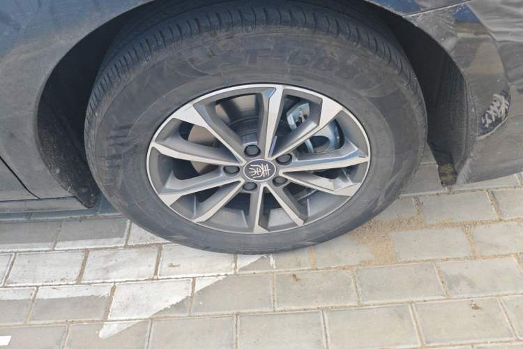 Used BYD Qin PLUS 2021 DM-i 55KM Prestige Model Right Front Wheel Hub