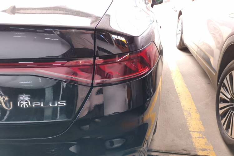 Used BYD Qin PLUS 2021 DM-i 55KM Flagship Model Right Rear Taillight