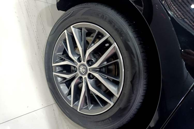 Used BYD Qin PLUS 2021 DM-i 55KM Flagship Model Right Rear Wheel Hub