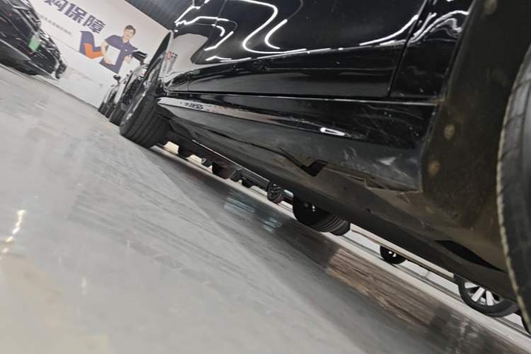 Used BYD Qin PLUS 2021 EV 420KM Commuter Edition Right Side Sill