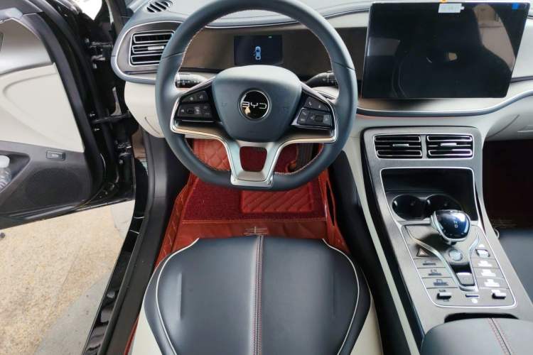 Used BYD Qin PLUS 2021 DM-i 120KM Flagship Model Steering Wheel