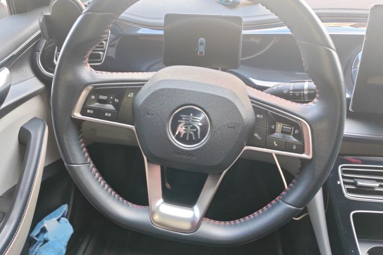Used BYD Qin PLUS 2021 DM-i 55KM Flagship Model Steering Wheel