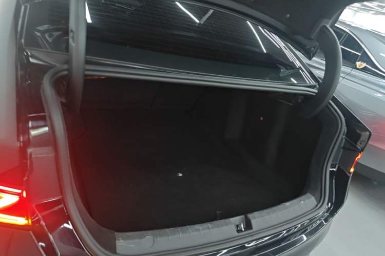 Used BYD Qin PLUS 2021 EV 420KM Commuter Edition Trunk