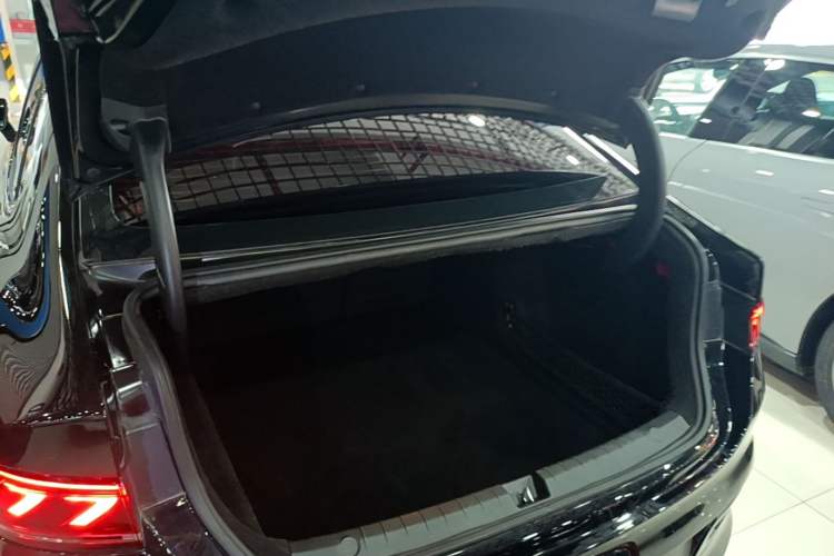 Used BYD Qin PLUS 2021 DM-i 55KM Flagship Model Trunk