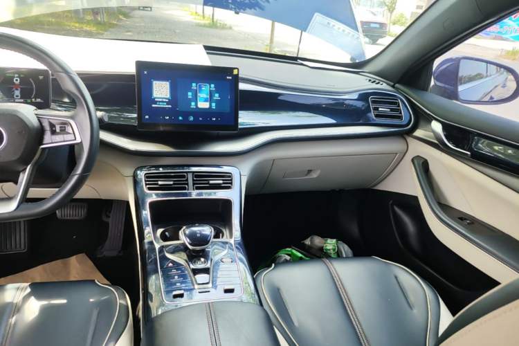Used BYD Qin PLUS 2021 DM-i 55KM Flagship Model Audio And AC Panel