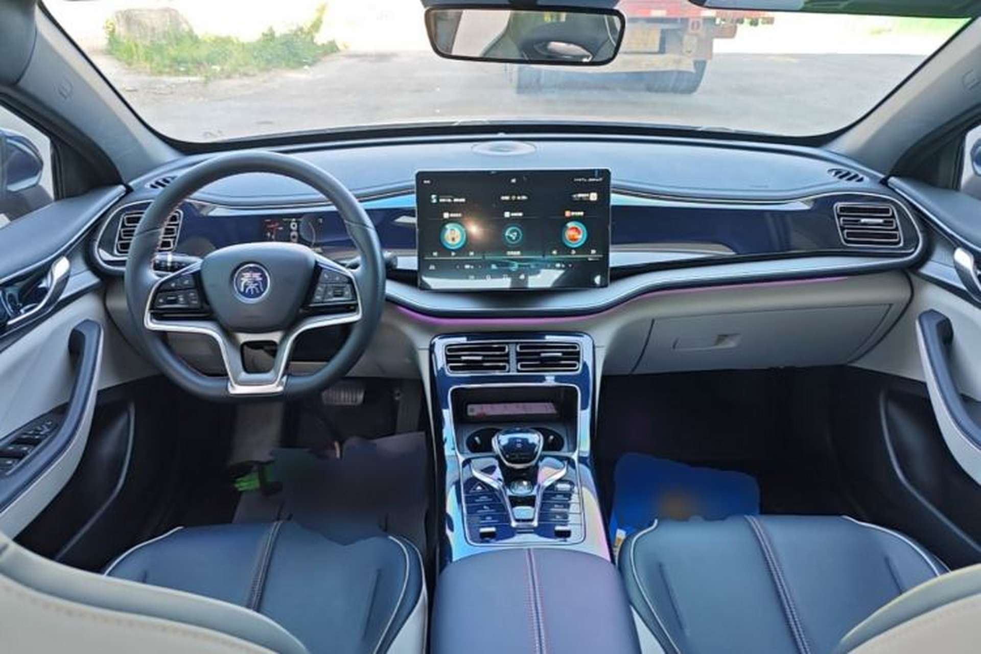 Used BYD Qin PLUS 2021 DM-i 120KM Flagship Model Center Console