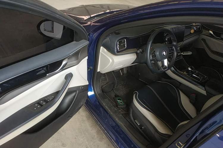 Used BYD Qin PLUS 2021 DM-i 55KM Flagship Model Driver Seat