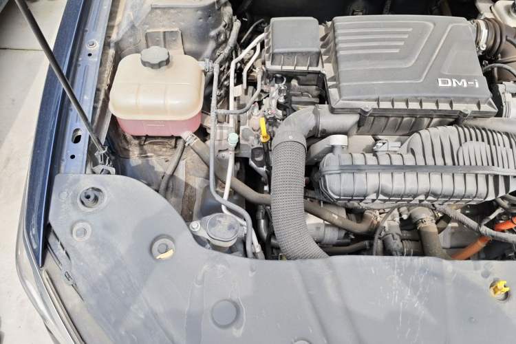 Used BYD Qin PLUS 2021 DM-i 120KM Prestige Model Engine Bay Right