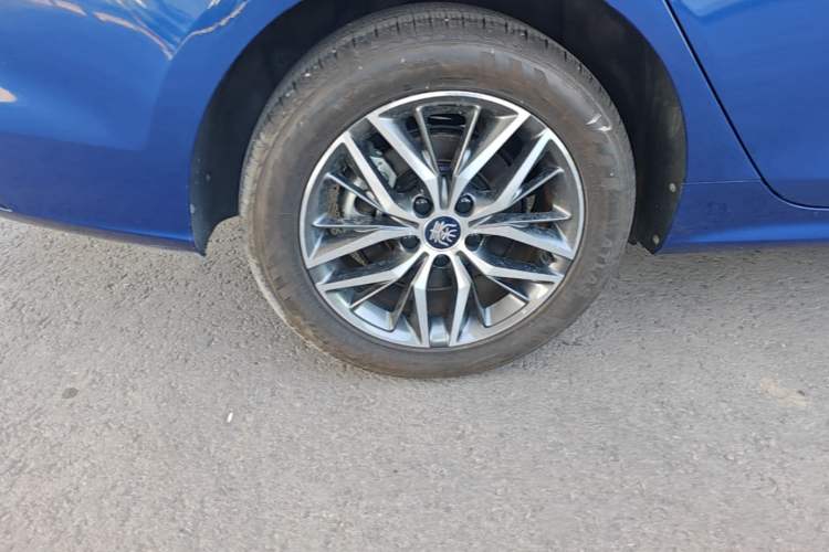 Used BYD Qin PLUS 2021 DM-i 120KM Flagship Model Exterior 5