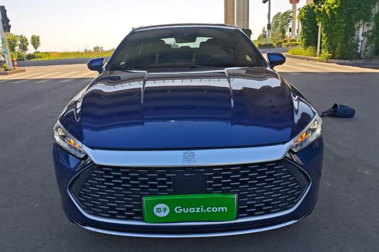 Used BYD Qin PLUS 2021 DM-i 120KM Flagship Model Front